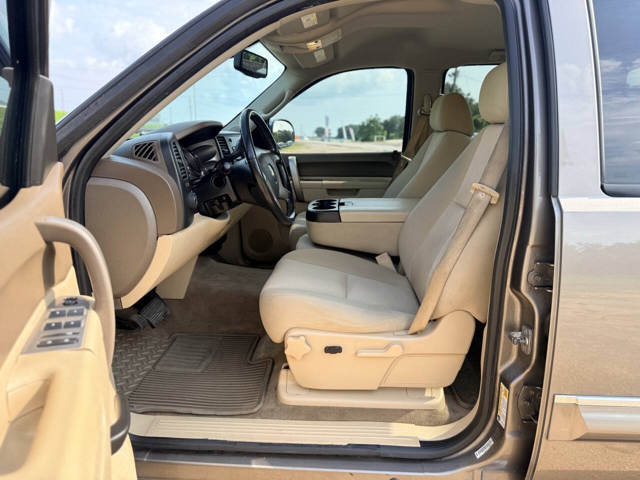 Used 2012 Chevrolet Silverado 1500 LT RWD image 16