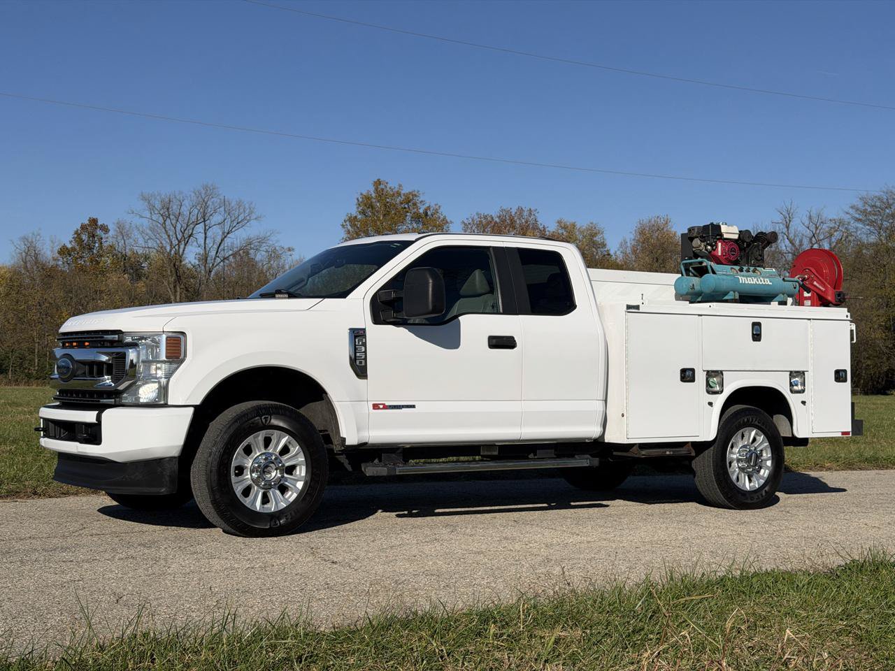 Used 2021 Ford F350 XL w/ STX Appearance Package AWD/4WD image 2