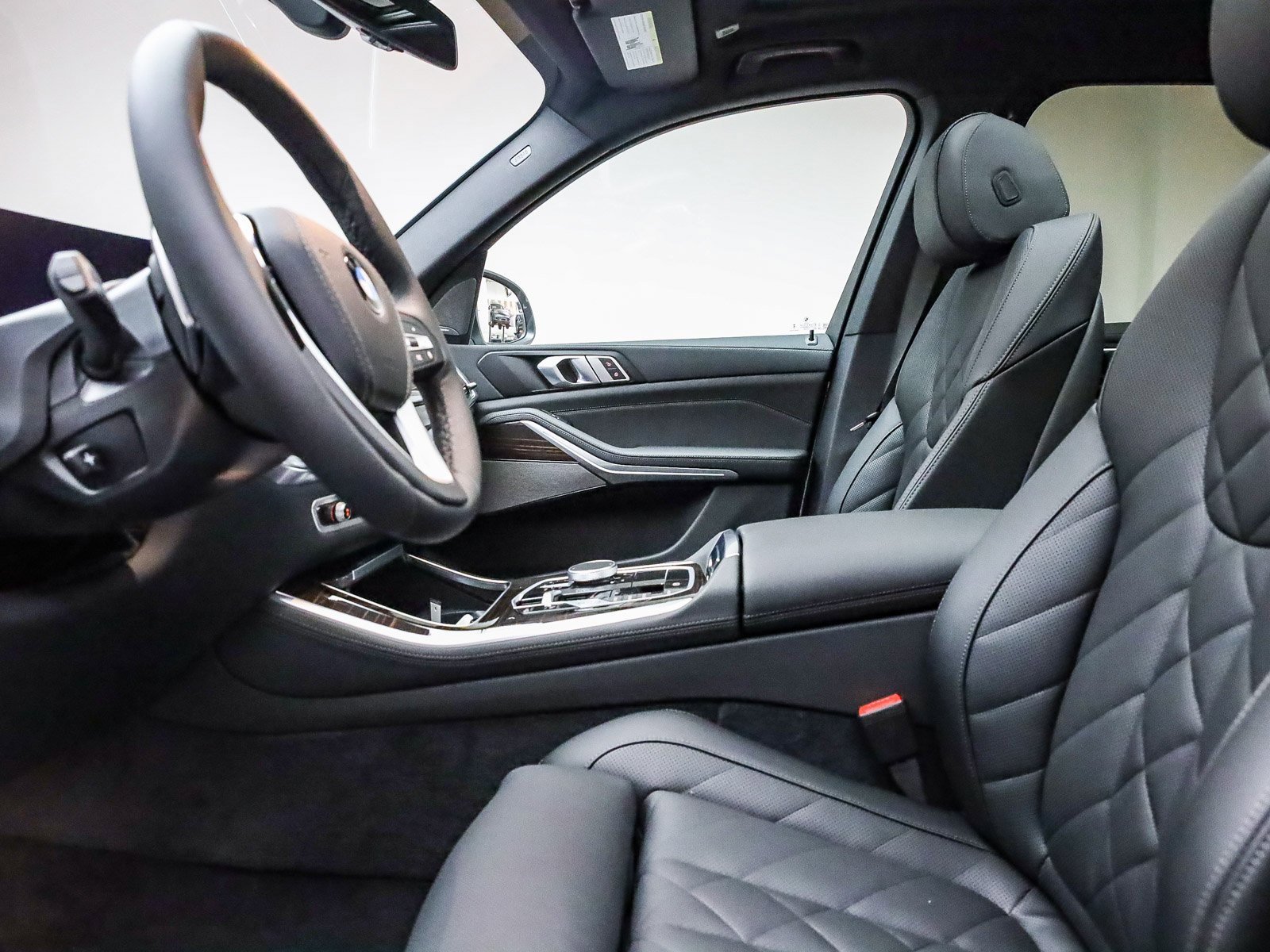 New 2026 BMW X5 sDrive40i w/ Premium Package image 19