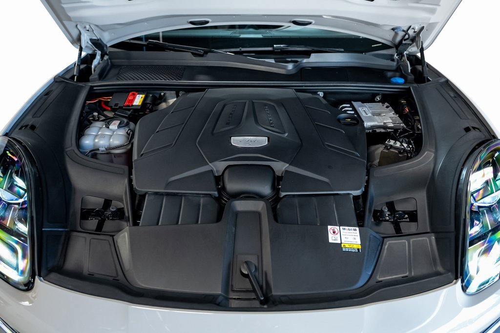 Used 2022 Porsche Cayenne S Platinum image 63