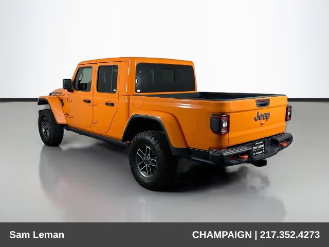 Used 2025 Jeep Gladiator Mojave AWD/4WD image 5