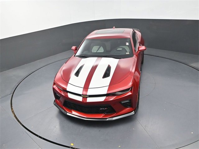 Used 2017 Chevrolet Camaro SS image 16