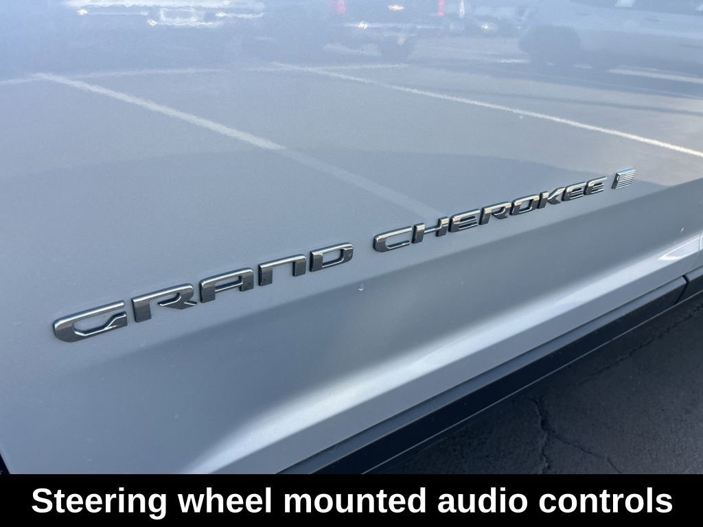 Used 2022 Jeep Grand Cherokee L Limited image 19