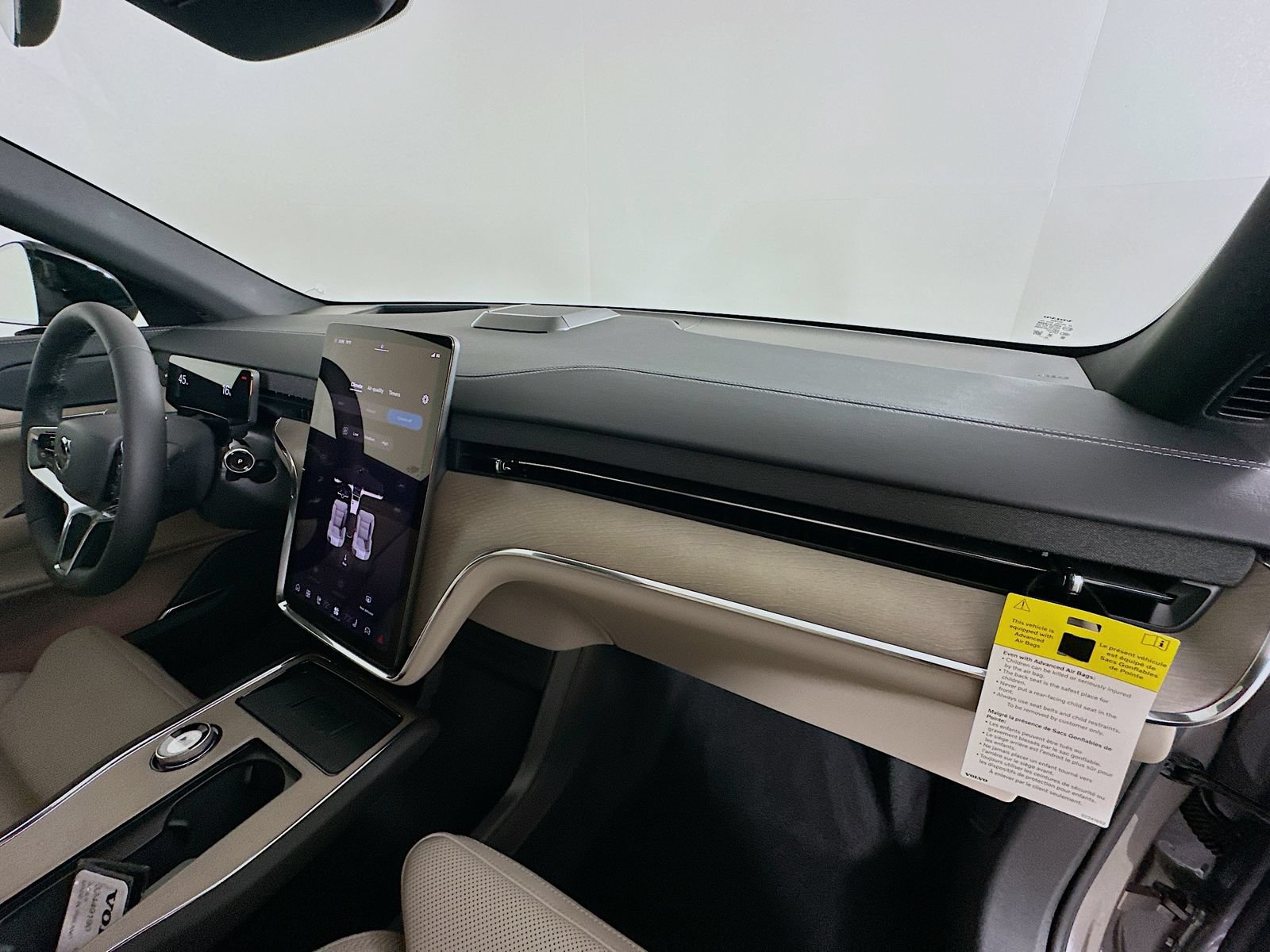 New 2026 Volvo EX90 Plus AWD/4WD image 45