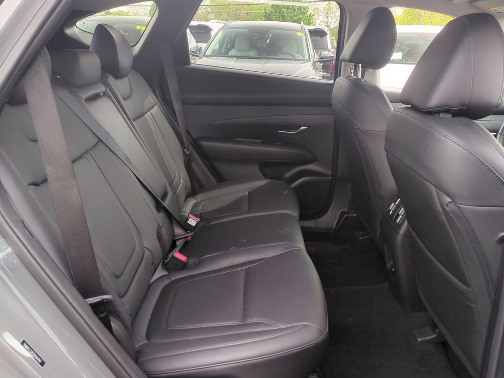 Certified 2025 Hyundai Tucson SEL AWD/4WD image 27
