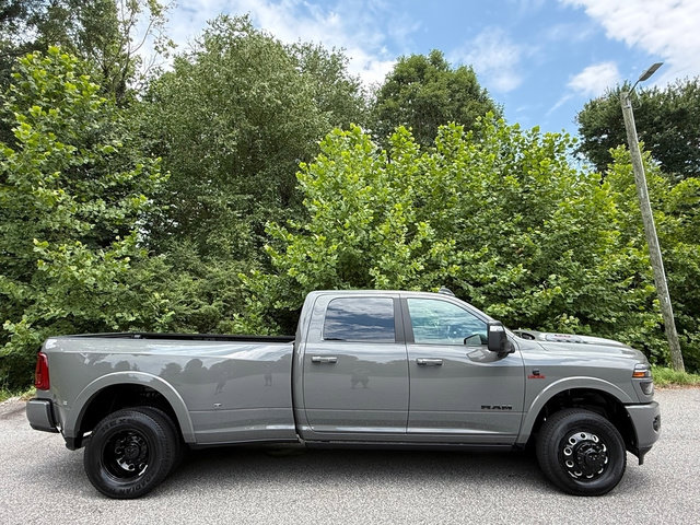 New 2026 RAM 3500 Limited AWD/4WD image 6