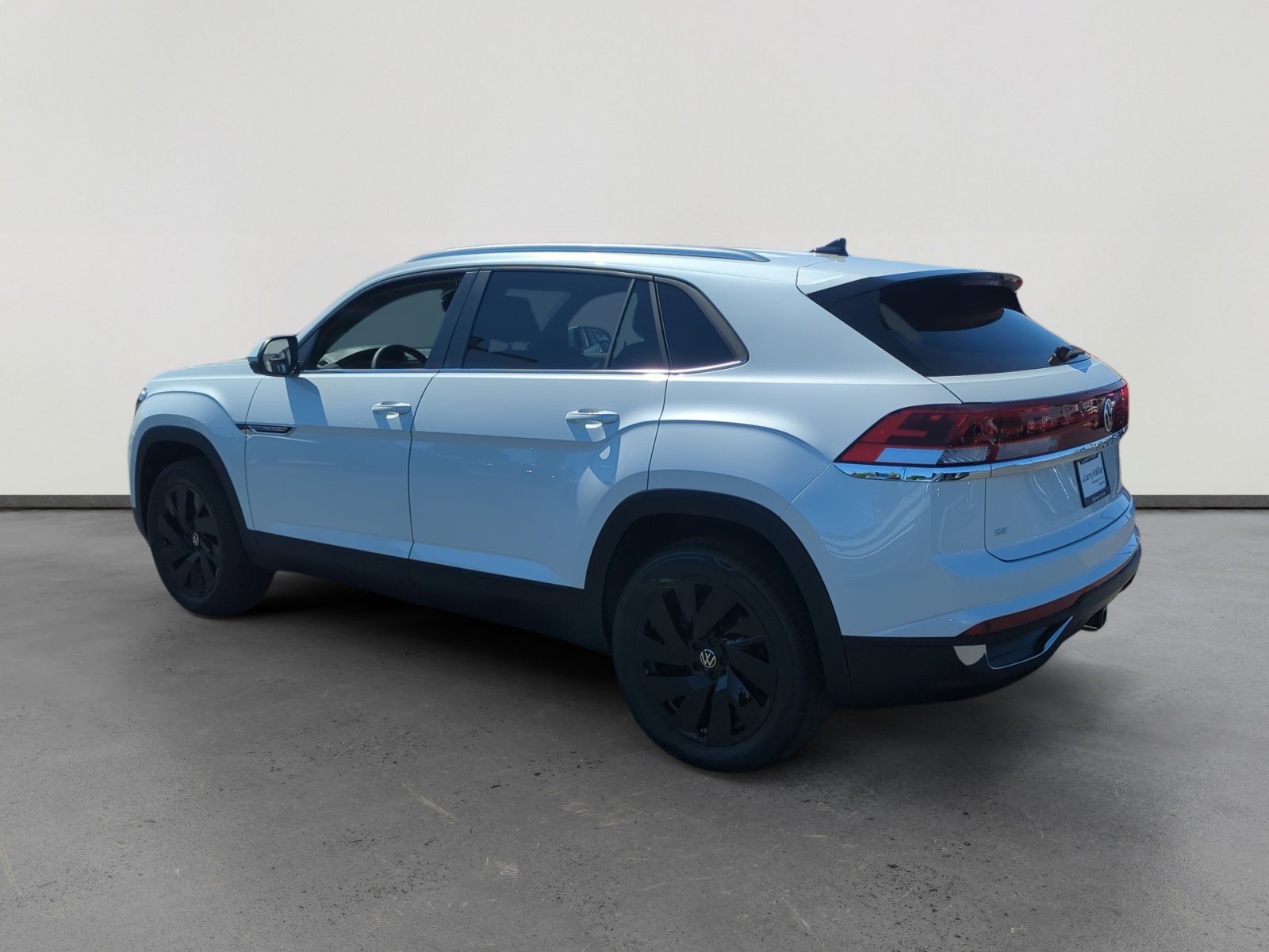 New 2026 Volkswagen Atlas Cross Sport SE image 3