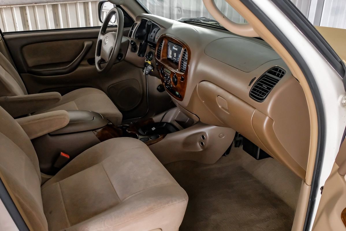 Used 2004 Toyota Sequoia SR5 image 12