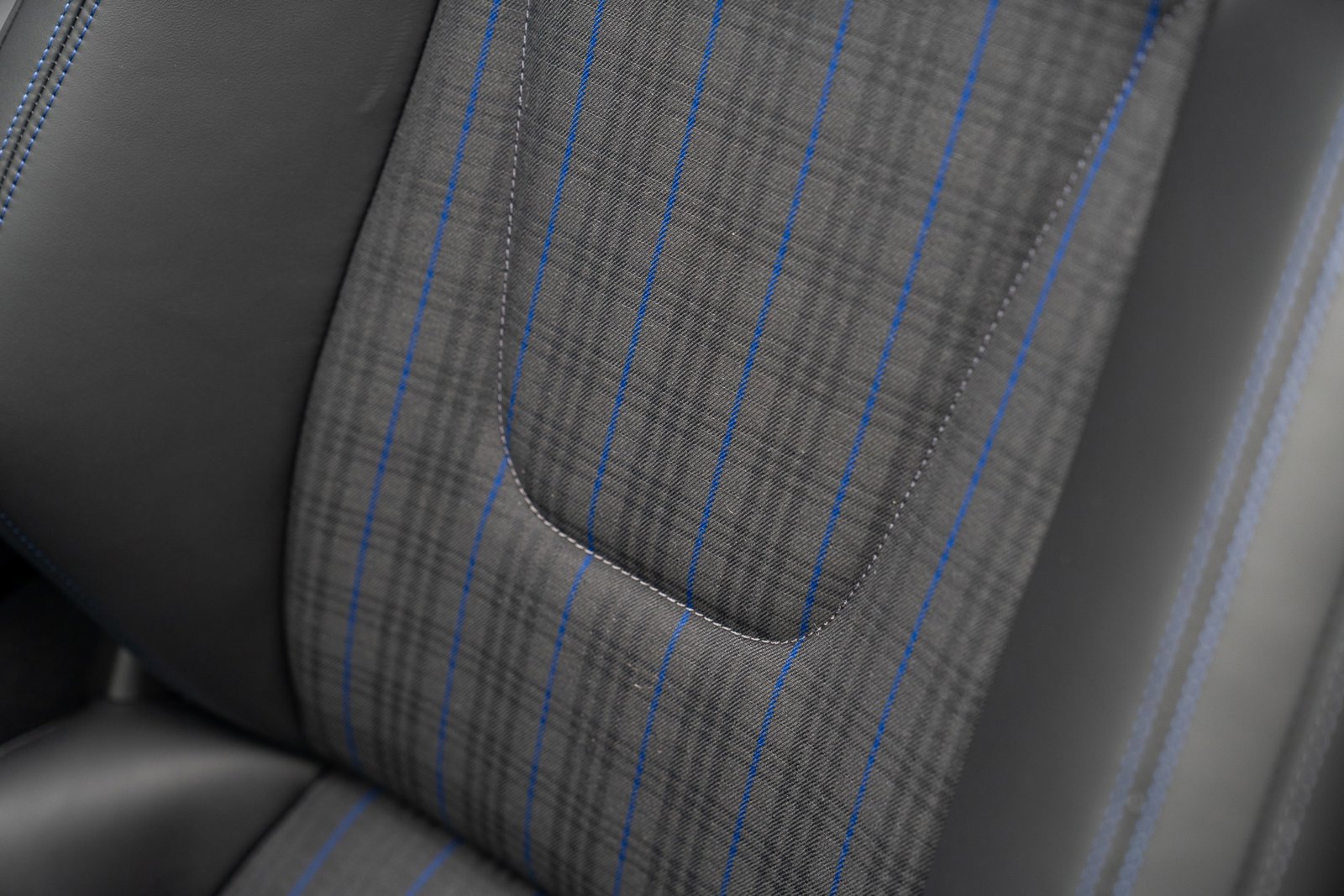 New 2026 Porsche 911 Carrera T image 15