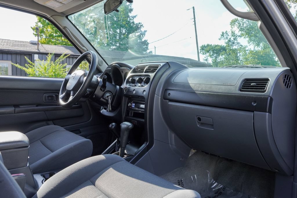 Used 2004 Nissan Frontier XE w/ (PWR) XE Pwr Pkg AWD/4WD image 28