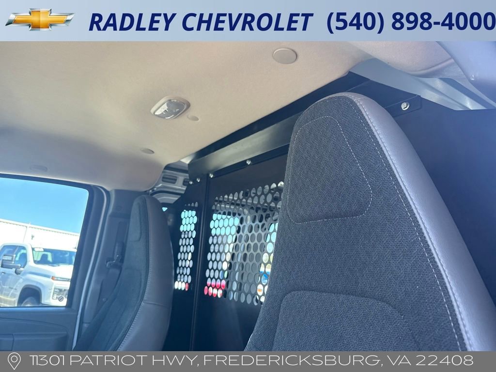 Used 2023 GMC Savana 2500 w/ Driver Convenience Package image 2