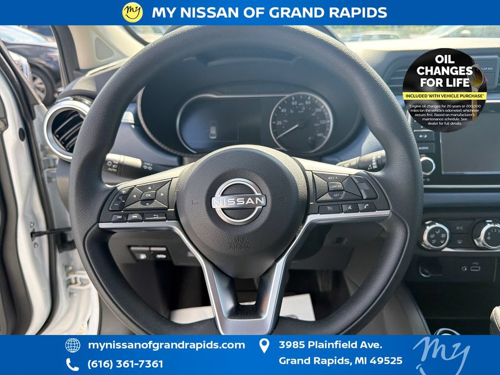 Used 2025 Nissan Versa SV w/ Trunk Package FWD image 15
