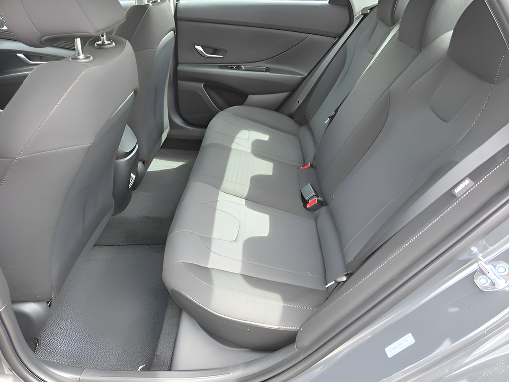 New 2026 Hyundai Elantra SE w/ Cargo Package FWD image 9