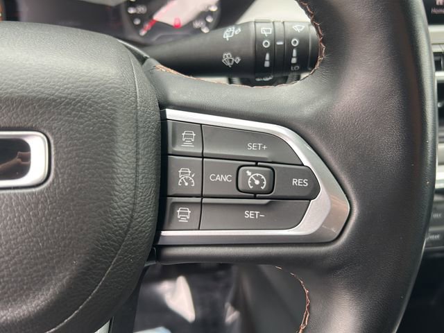 Used 2022 Jeep Compass Limited w/ Sun and Sound Group image 23