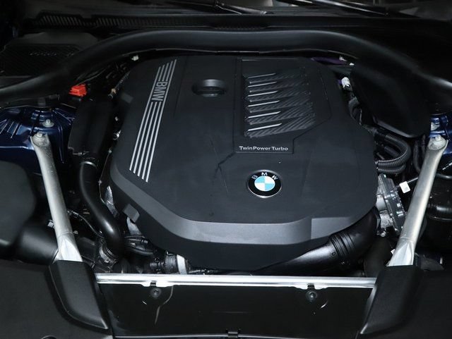Used 2023 BMW 540i xDrive AWD/4WD image 36