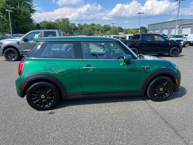 Used 2023 MINI Cooper SE FWD image 8