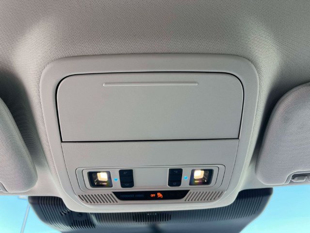 New 2026 Ford Explorer Active w/ Active Comfort Package RWD image 32