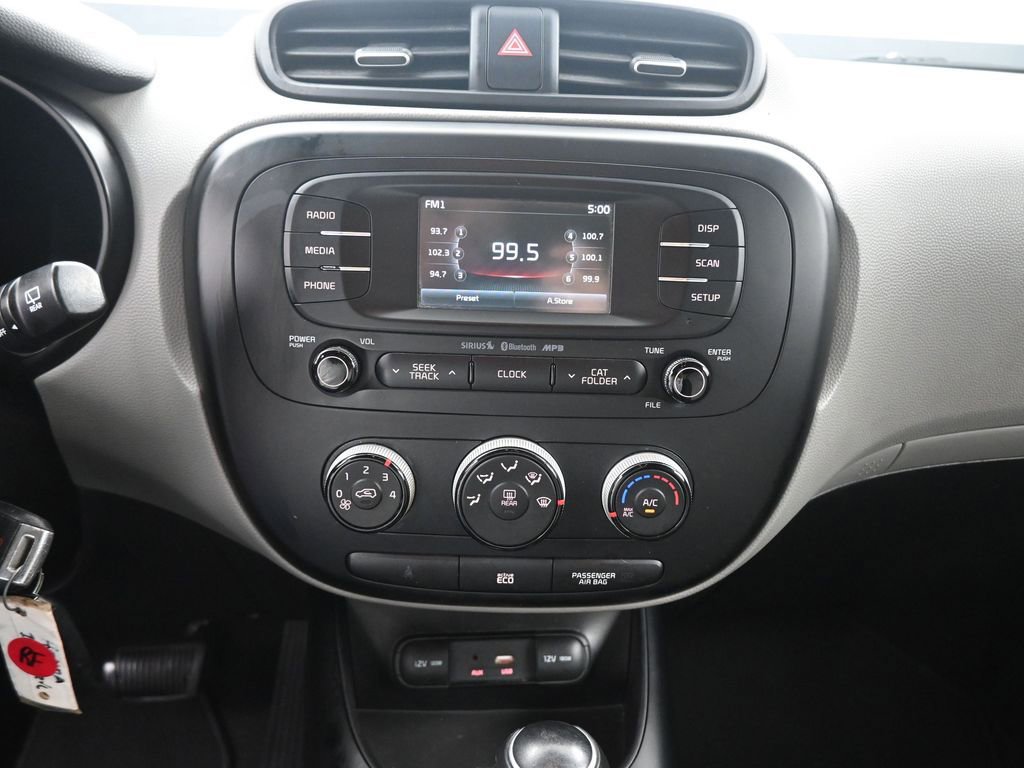 Used 2016 Kia Soul w/ Convenience Package image 3