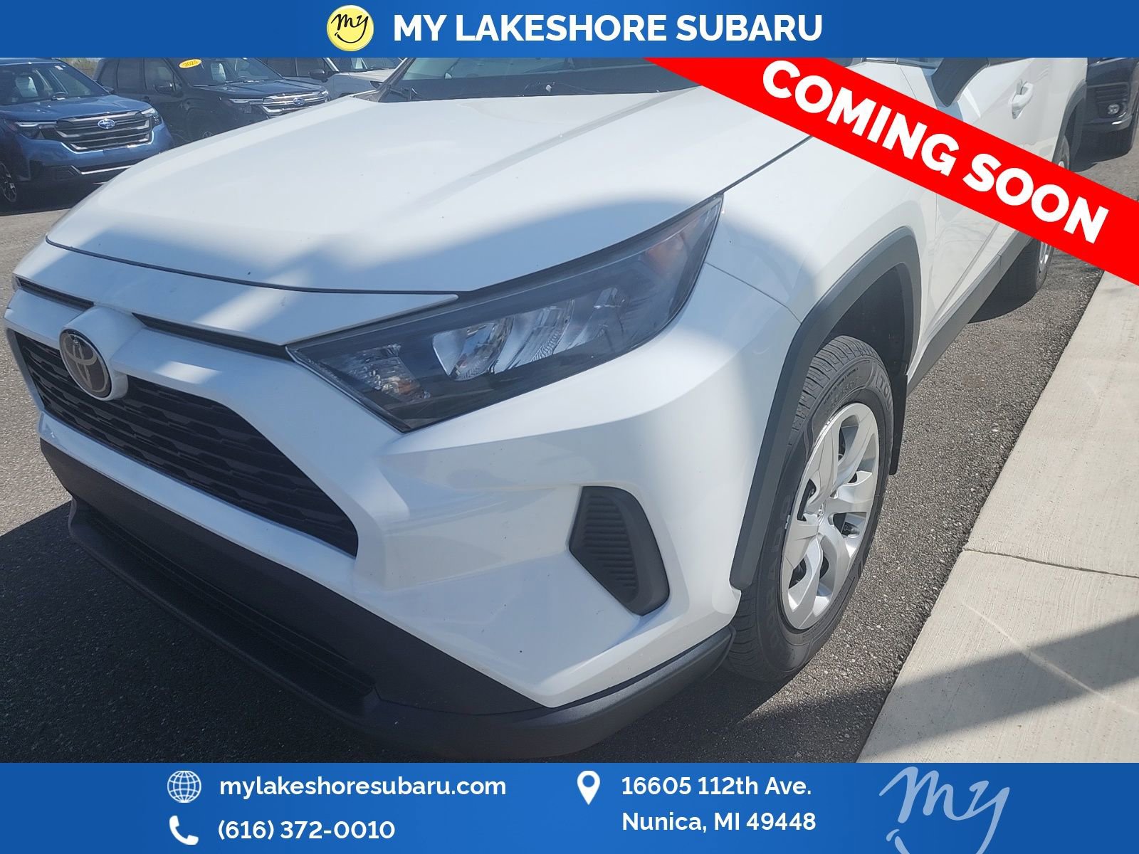 Used 2019 Toyota RAV4 LE w/ Carpet Mat Package image 3
