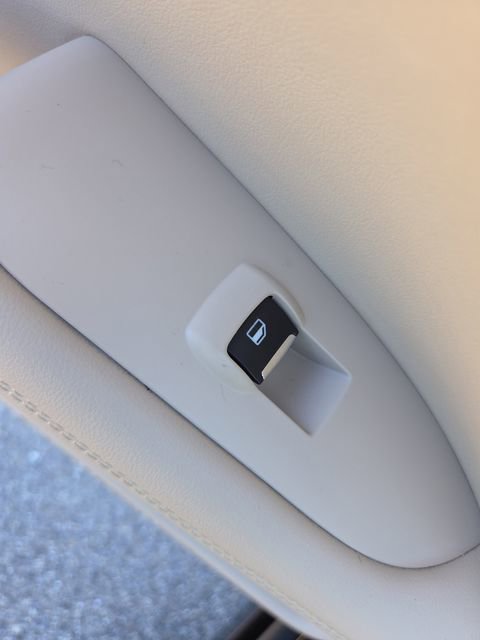 Used 2020 Lincoln MKZ Reserve w/ Elements Package image 11