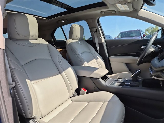 Used 2023 Cadillac XT4 Premium Luxury image 20