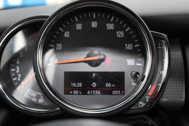 Used 2018 MINI Cooper Convertible FWD image 26