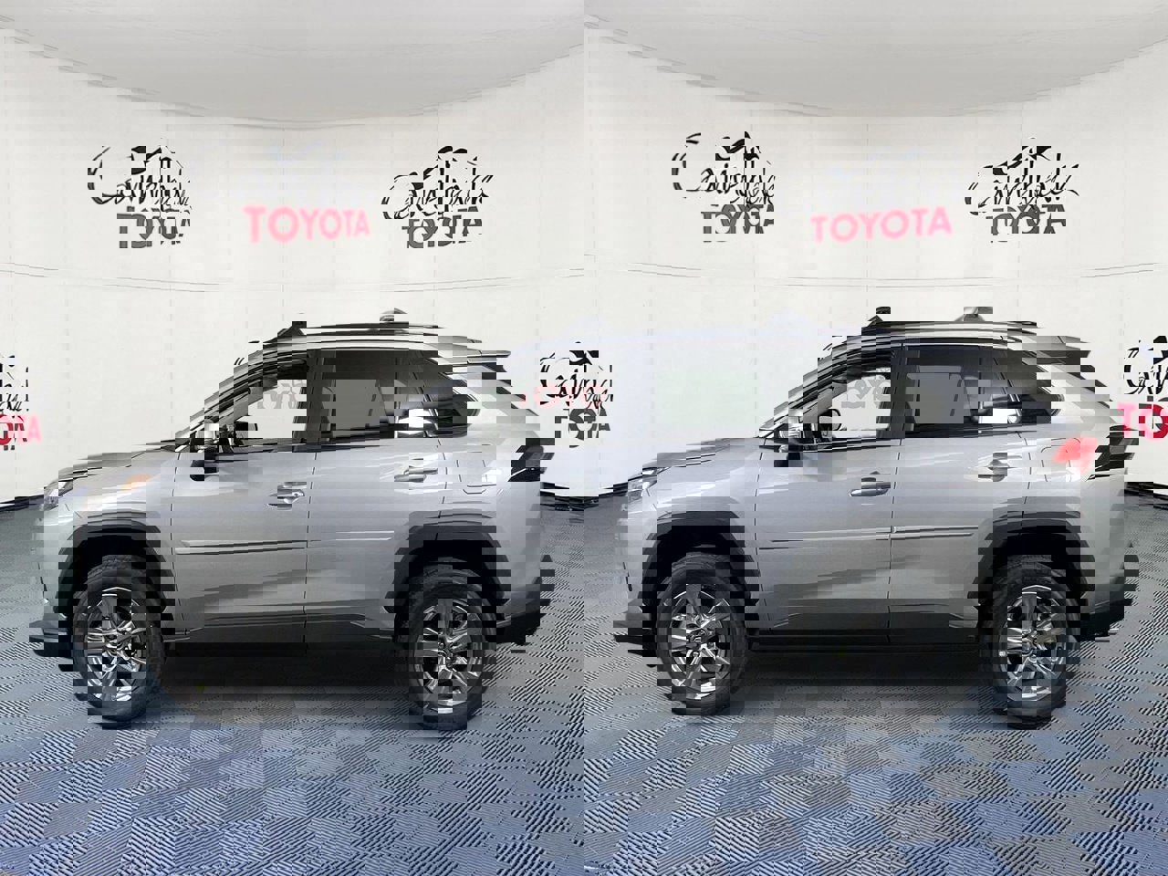 New 2025 Toyota RAV4 XLE image 5