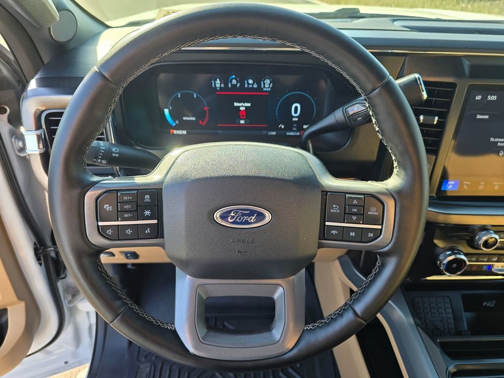 Used 2026 Ford F350 Lariat w/ Lariat Premium Package AWD/4WD image 19
