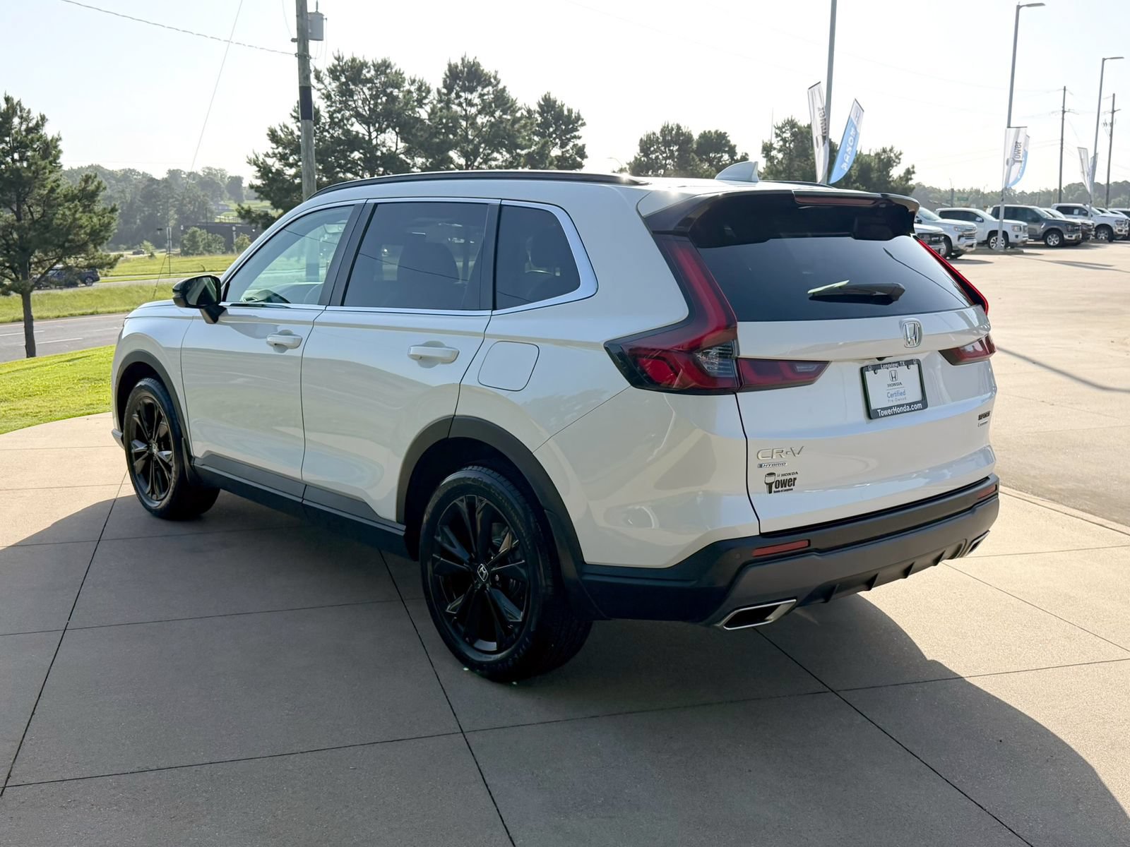 Used 2024 Honda CR-V Sport Touring image 4