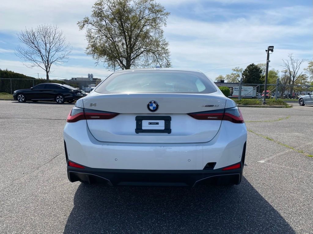 New 2026 BMW i4 xDrive40i AWD/4WD image 3