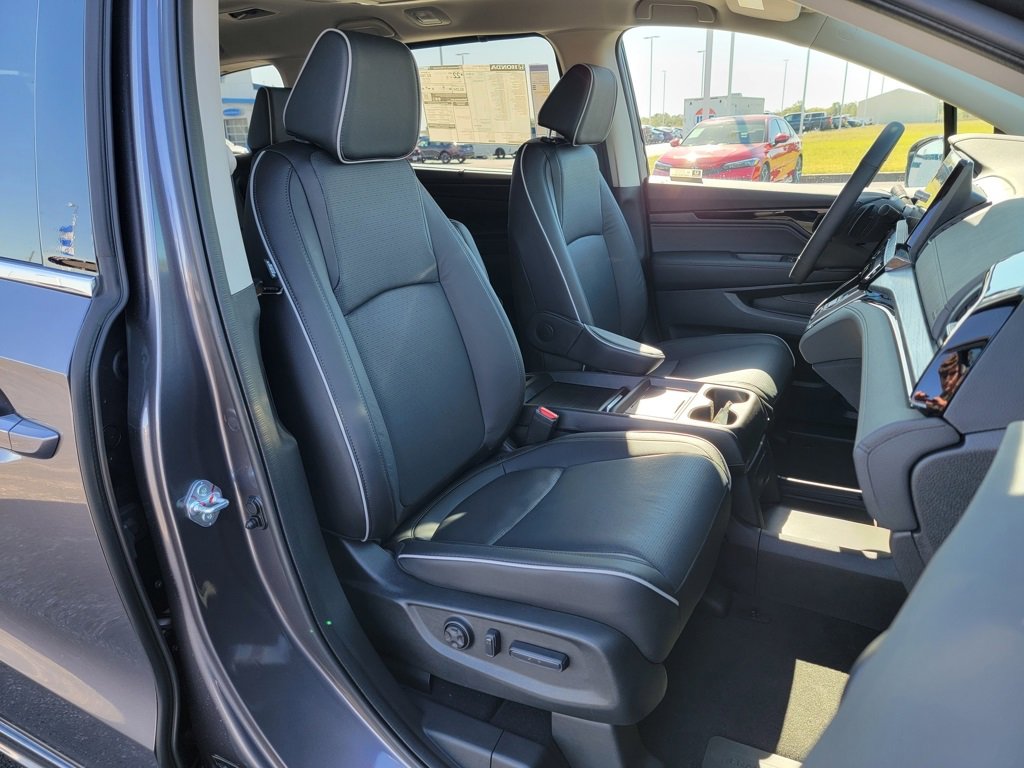 New 2026 Honda Odyssey Elite image 12