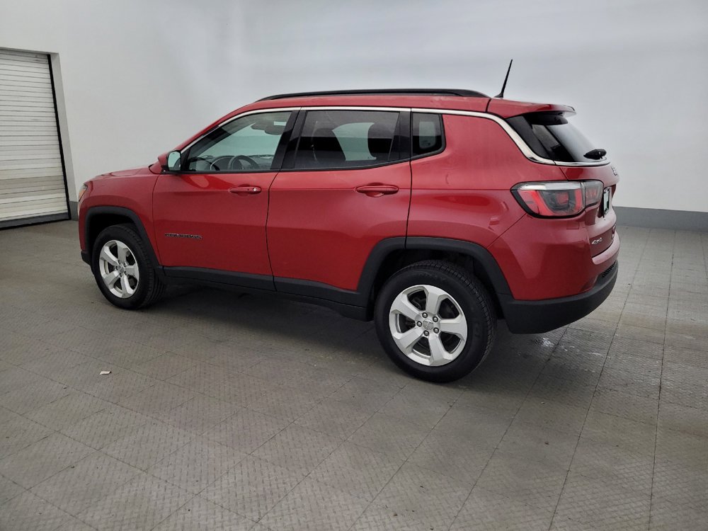 Used 2018 Jeep Compass Latitude AWD/4WD image 3