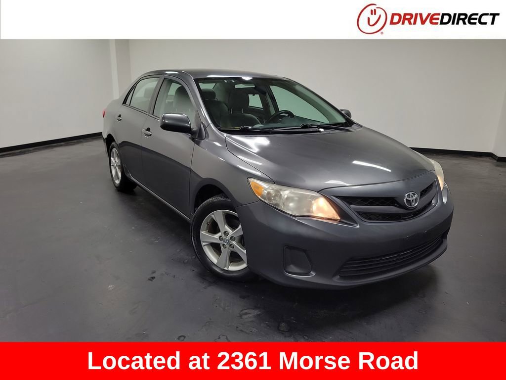 Used 2011 Toyota Corolla LE image 1