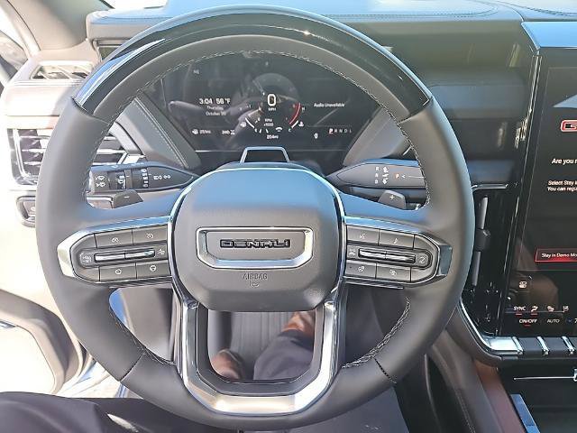 New 2026 GMC Yukon Denali w/ Advanced Technology Package image 13