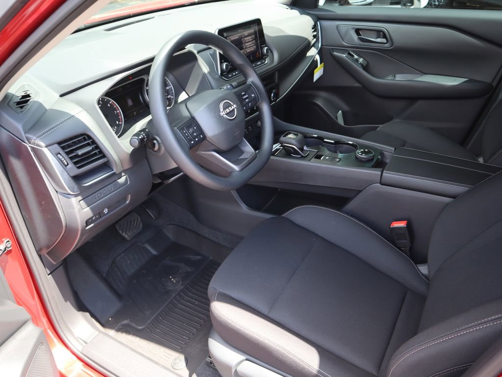 New 2026 Nissan Rogue S image 13