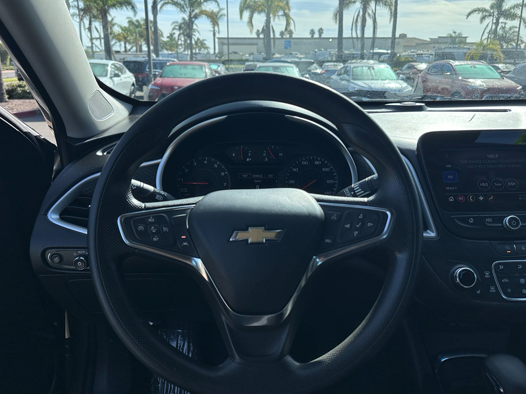 Used 2023 Chevrolet Malibu LT image 11