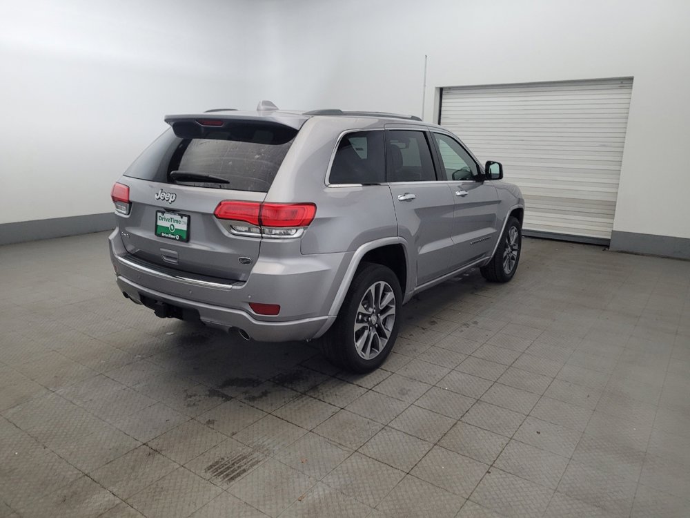 Used 2018 Jeep Grand Cherokee Overland AWD/4WD image 9