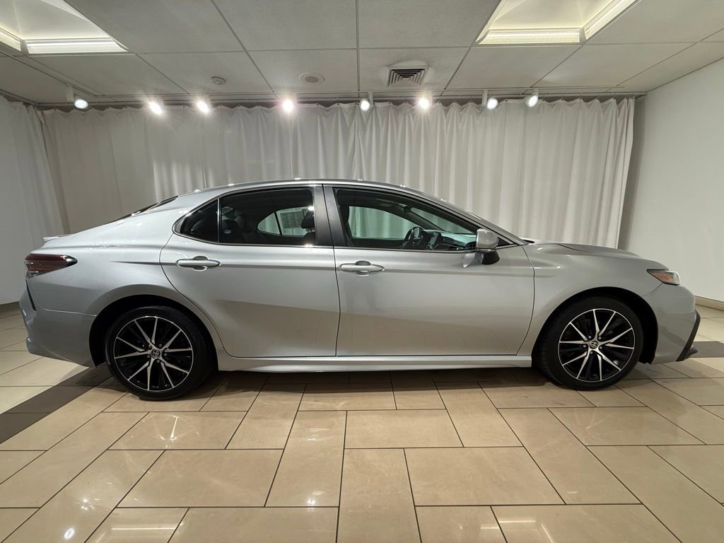 Certified 2024 Toyota Camry SE image 6