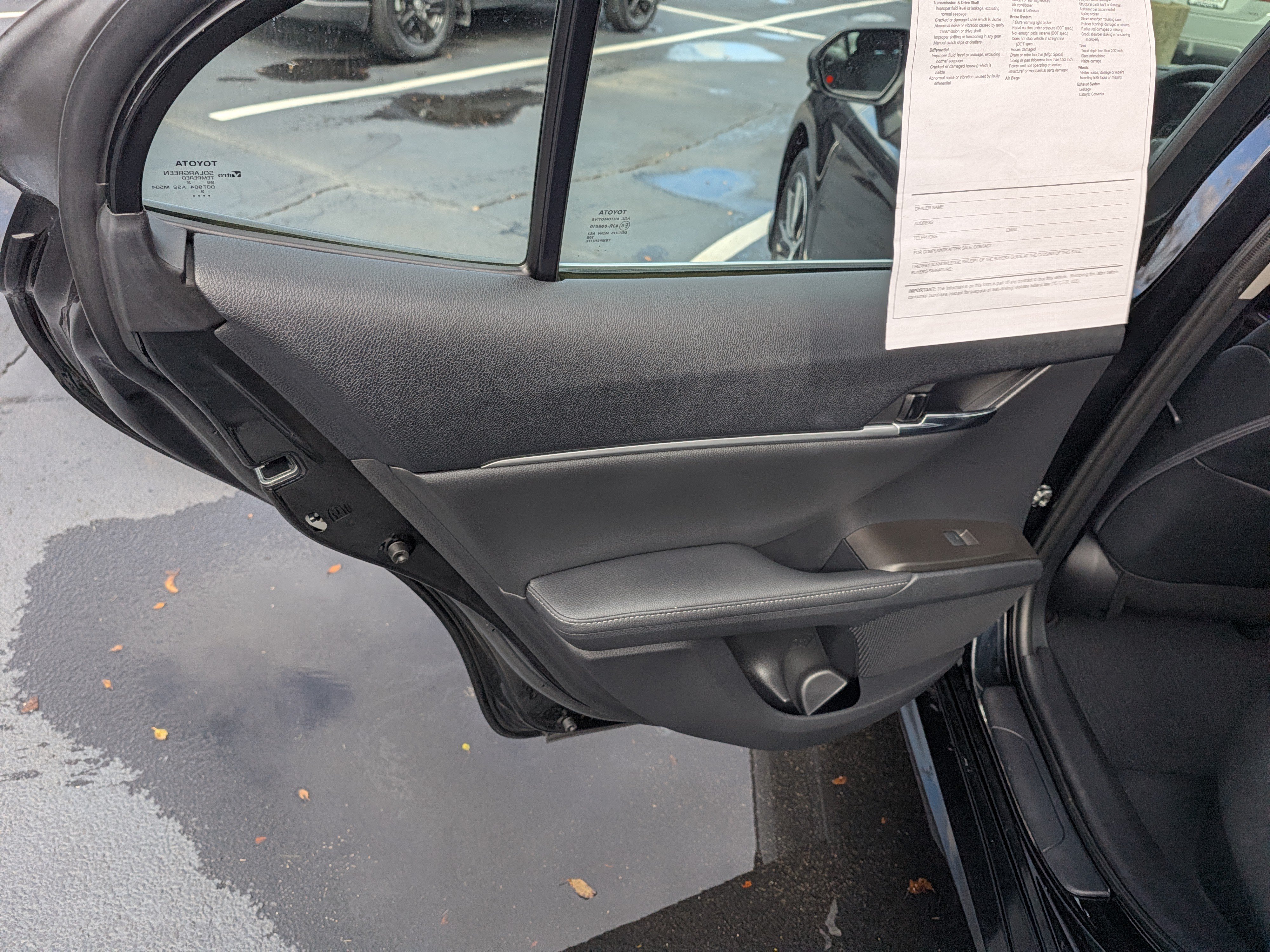 Certified 2022 Toyota Camry XLE w/ Cold Weather Package FWD image 22