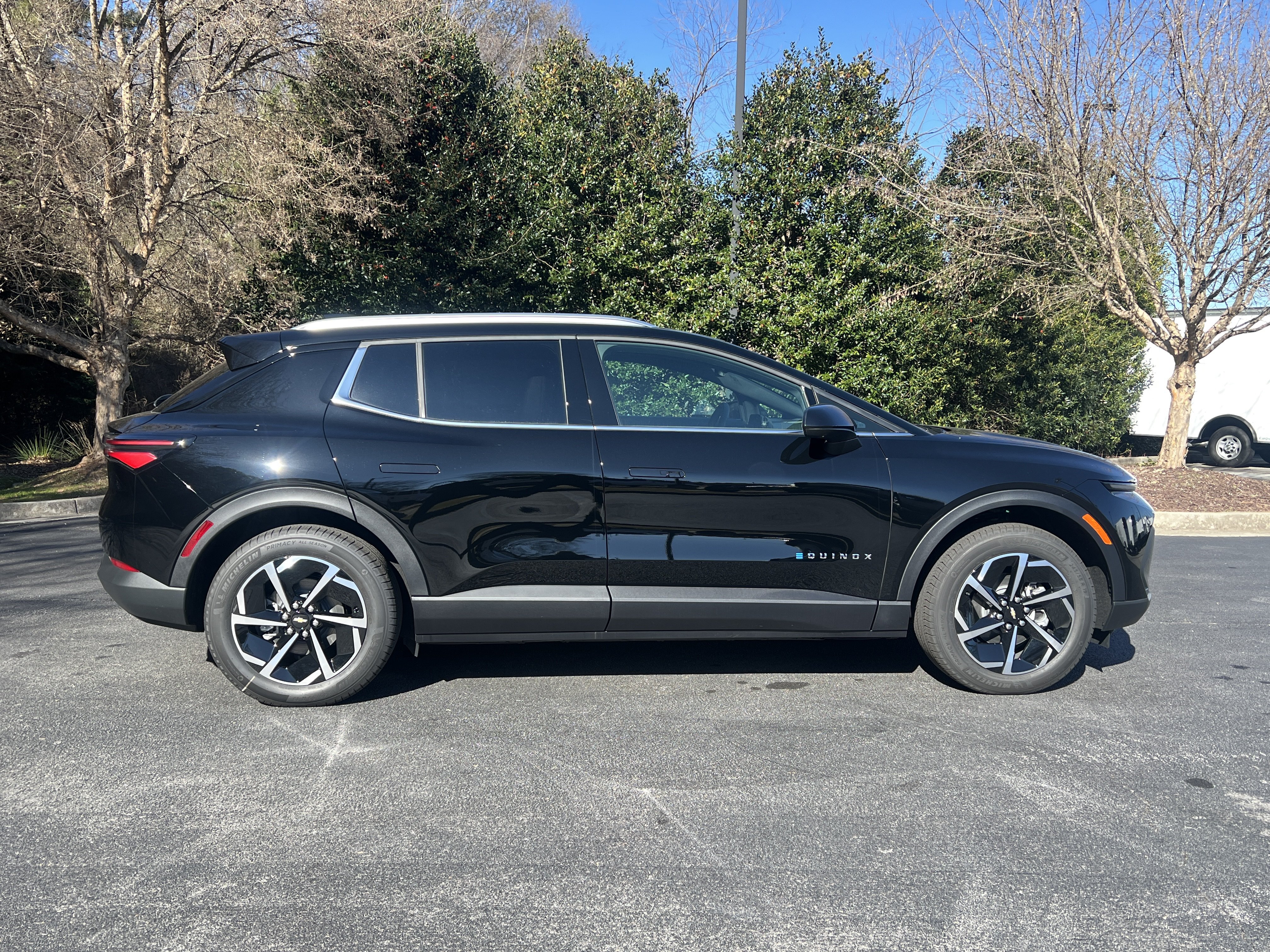 New 2026 Chevrolet Equinox EV LT AWD/4WD image 10