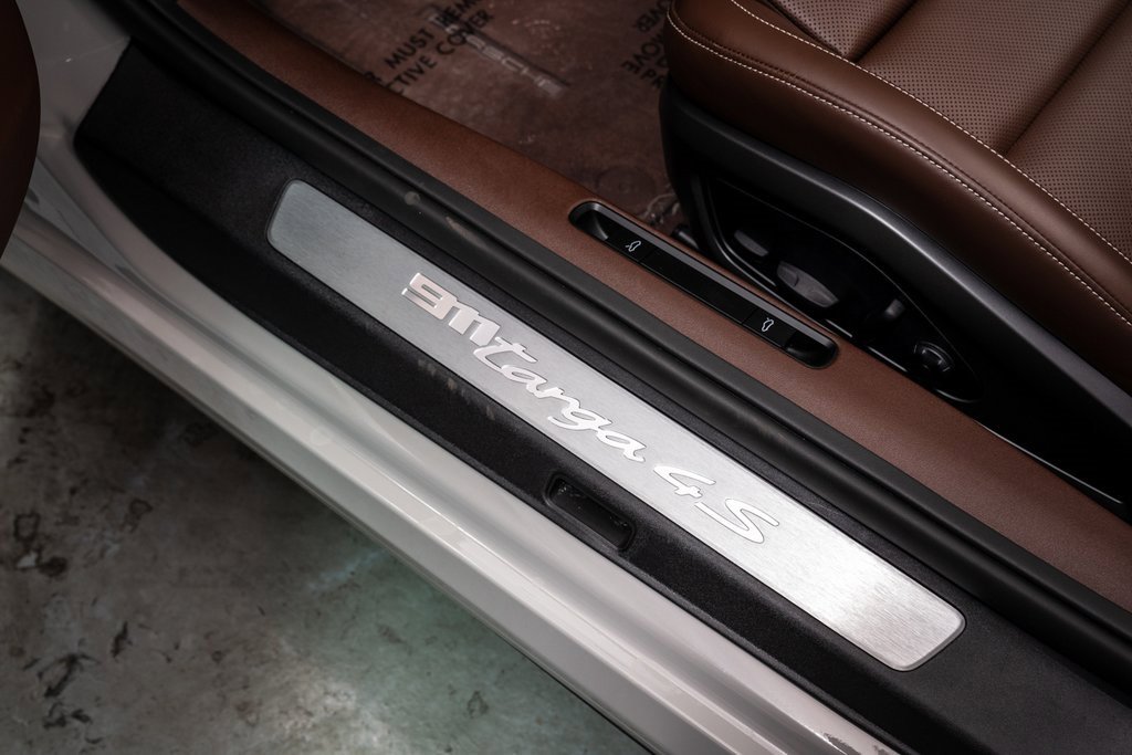 Certified 2024 Porsche 911 Targa 4S image 28