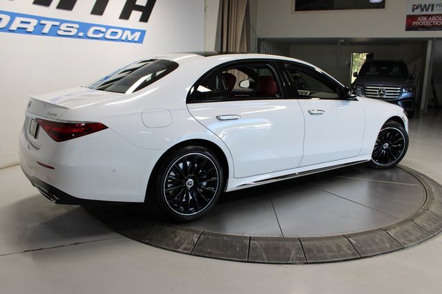 Used 2025 Mercedes-Benz S 580 4MATIC Sedan w/ AMG Line Package image 6