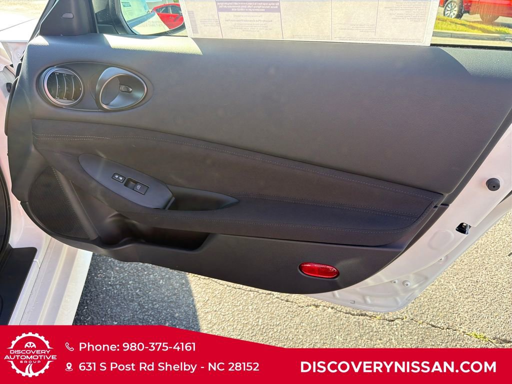 New 2026 Nissan Z Performance w/ Floor Mat Package RWD image 31