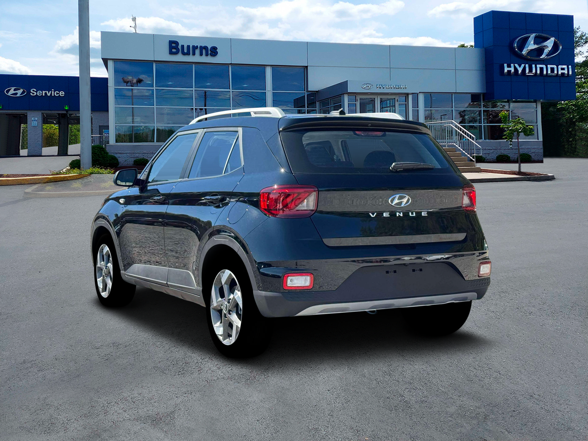 New 2026 Hyundai Venue SEL FWD image 5