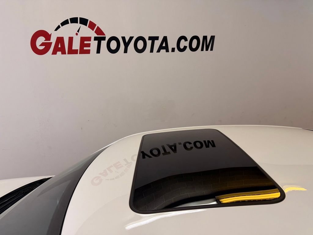 Used 2016 Dodge Charger SXT w/ AWD Plus Group image 8