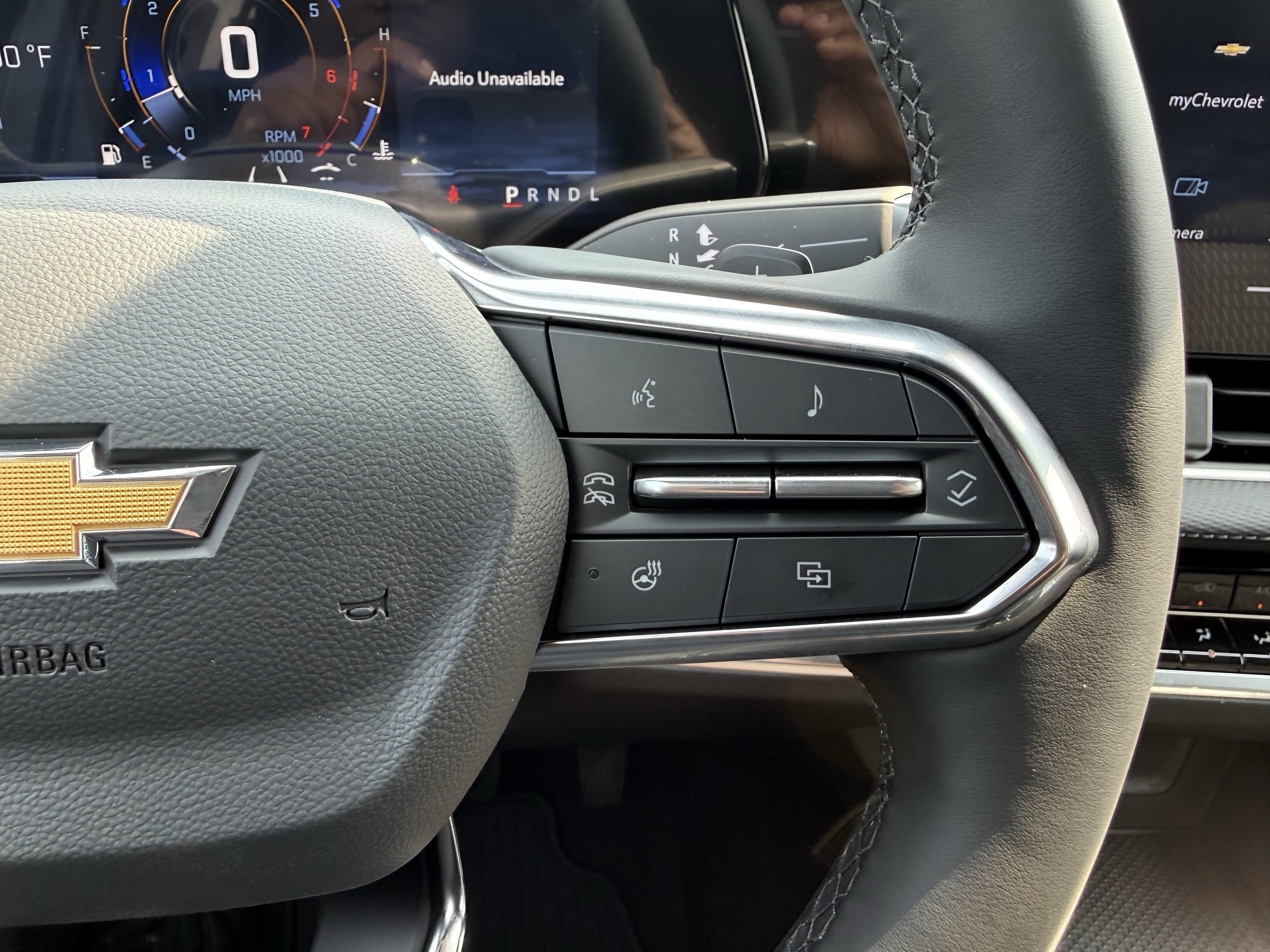 New 2027 Chevrolet Equinox LT w/ Safety and Technology Package FWD image 19
