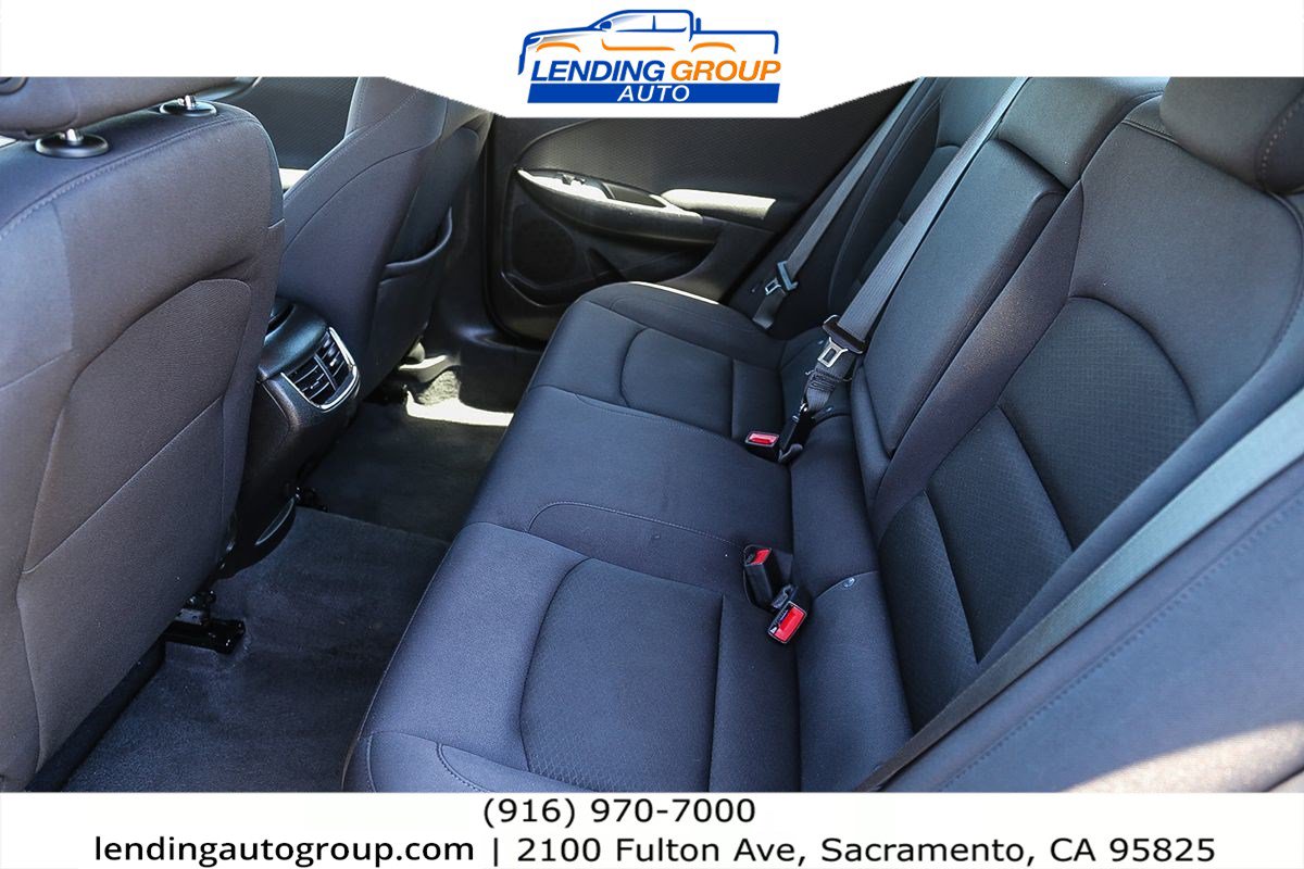 Used 2023 Chevrolet Malibu LT FWD image 17