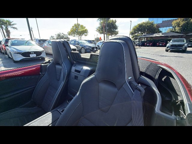New 2026 MAZDA MX-5 Miata Club w/ Interior Package RWD image 20