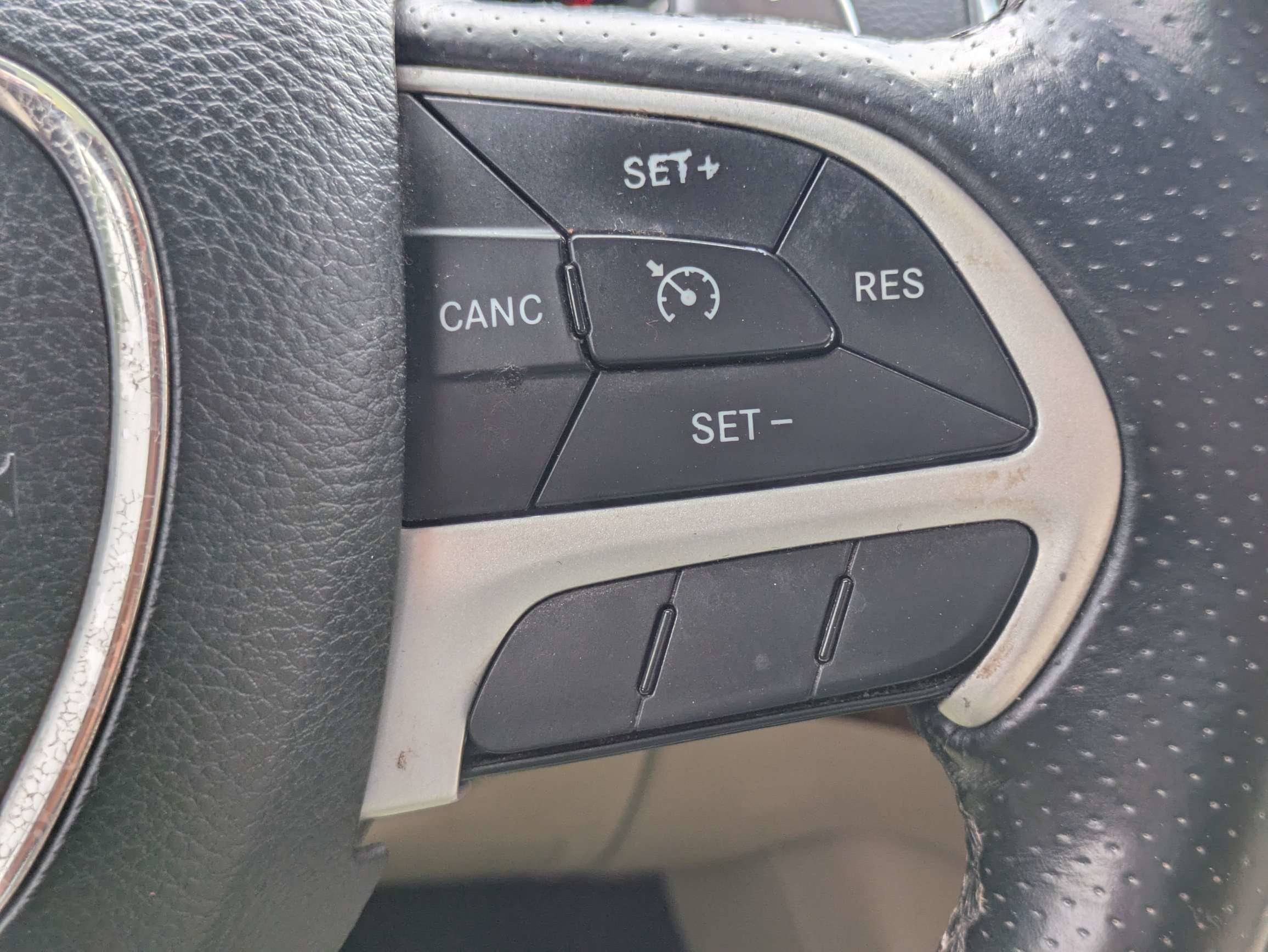 Used 2015 Dodge Durango Citadel image 27