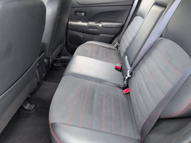 Used 2025 Mitsubishi Outlander Sport AWD image 27